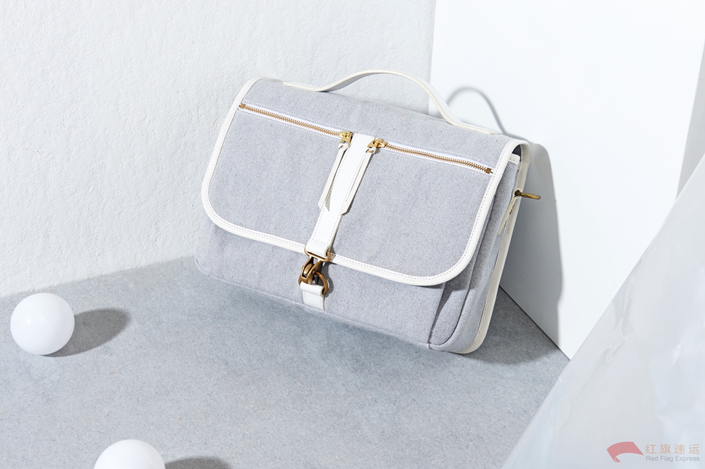 16392151982726.jpg 攝圖網_500990327_包包女士男士手提包錢包斜挎包背包(企業商用)_副本.jpg